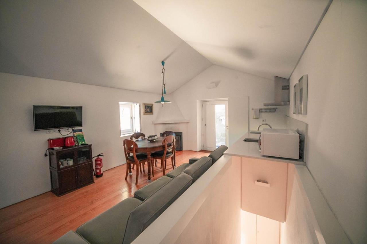 One-Bedroom House,1309807909:JPEG
